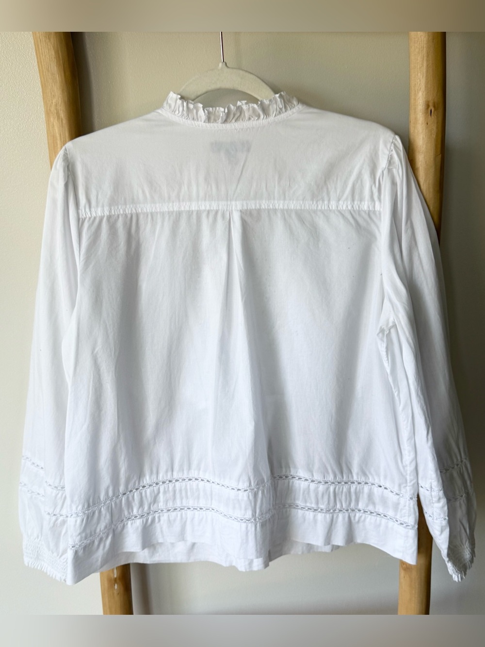 J. Crew White Ruffle Collar Eyelet Lightweight Cotton Long Sleeve Blouse Top 10 - Picture 11 of 14
